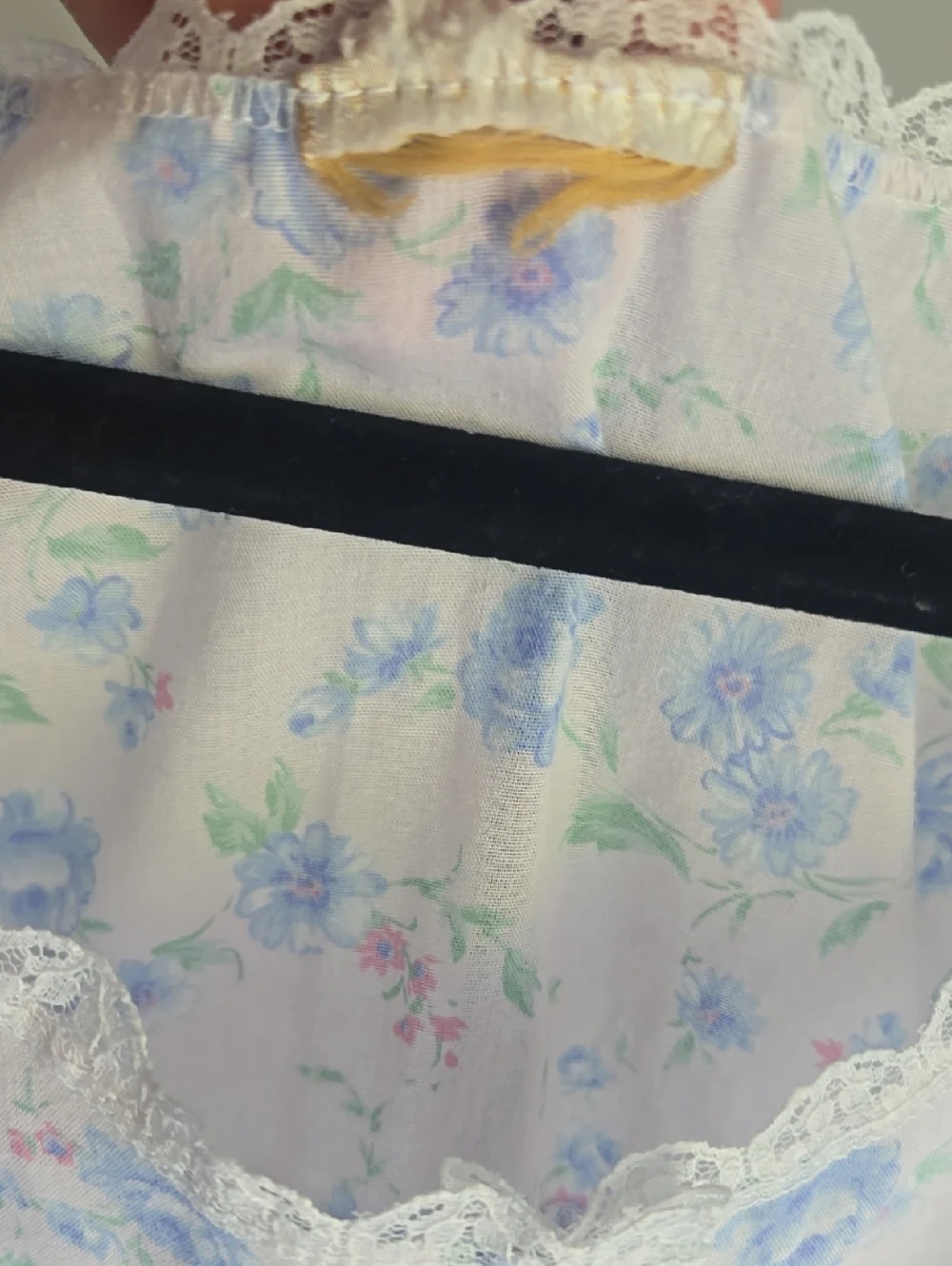 Vintage Women's Floral Bow Sleeveless Nightgown Size:M - Picture 3 of 6